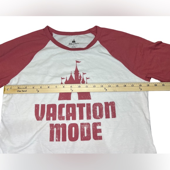 Disney Parks Women's Shirt "Vacation Mode" Cinderellas Castle Pink Raglan Tee - Picture 7 of 8